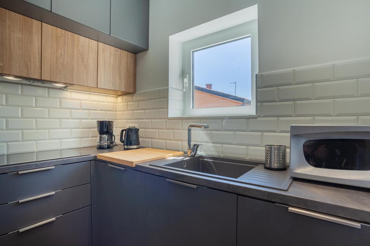 Apartman Petra Cres Exteriör bild