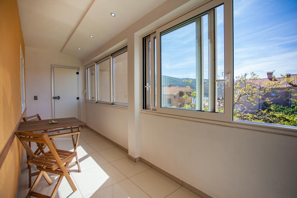 Apartman Petra Cres Exteriör bild